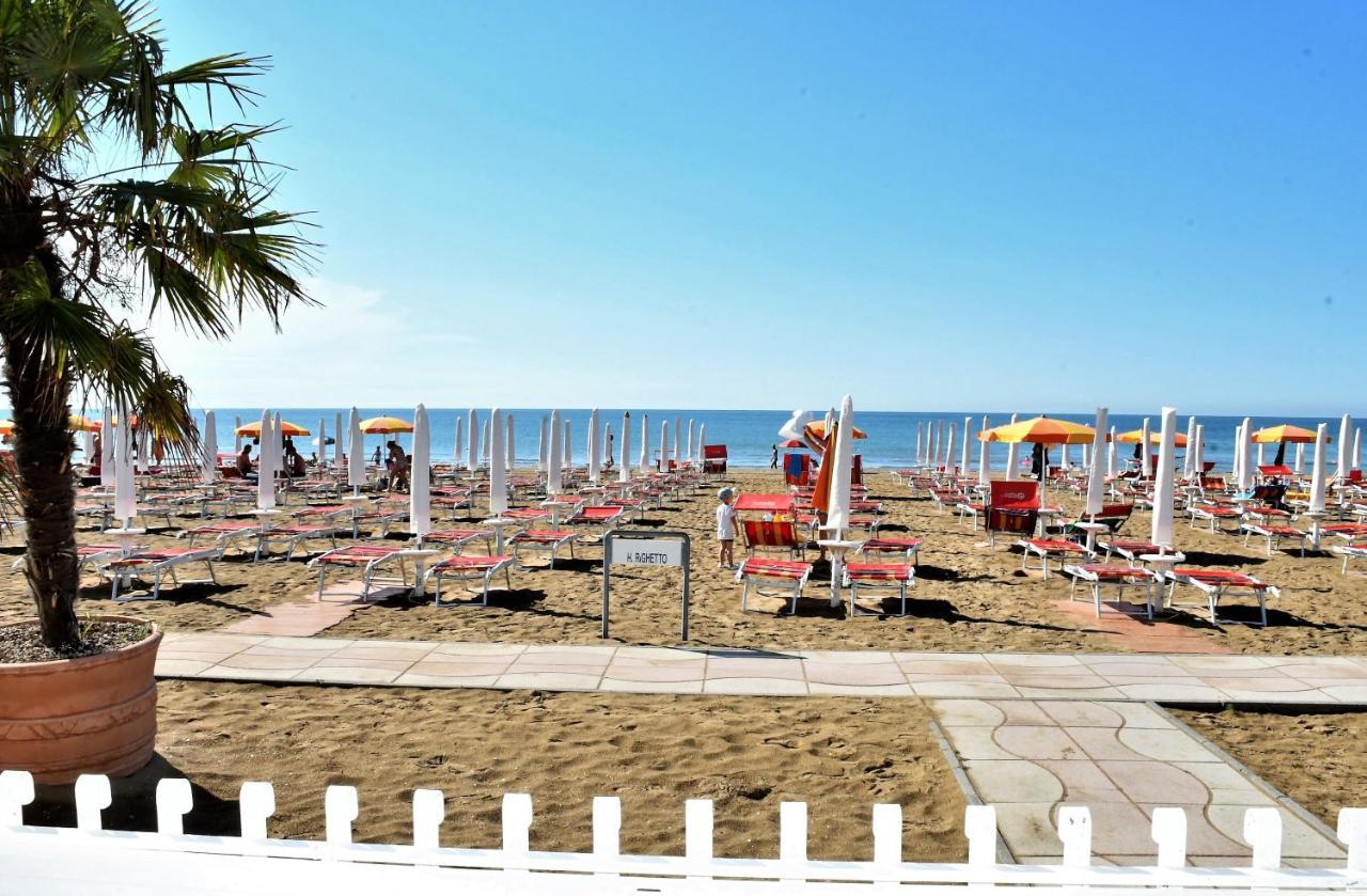 קוואלינו-טראפורטי Hotel Righetto Fronte Mare מראה חיצוני תמונה