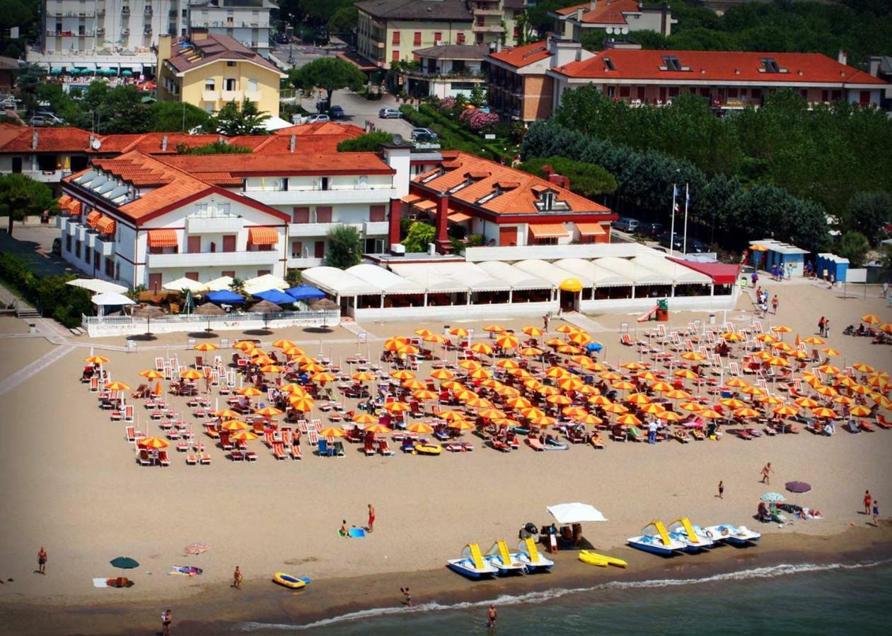 קוואלינו-טראפורטי Hotel Righetto Fronte Mare מראה חיצוני תמונה