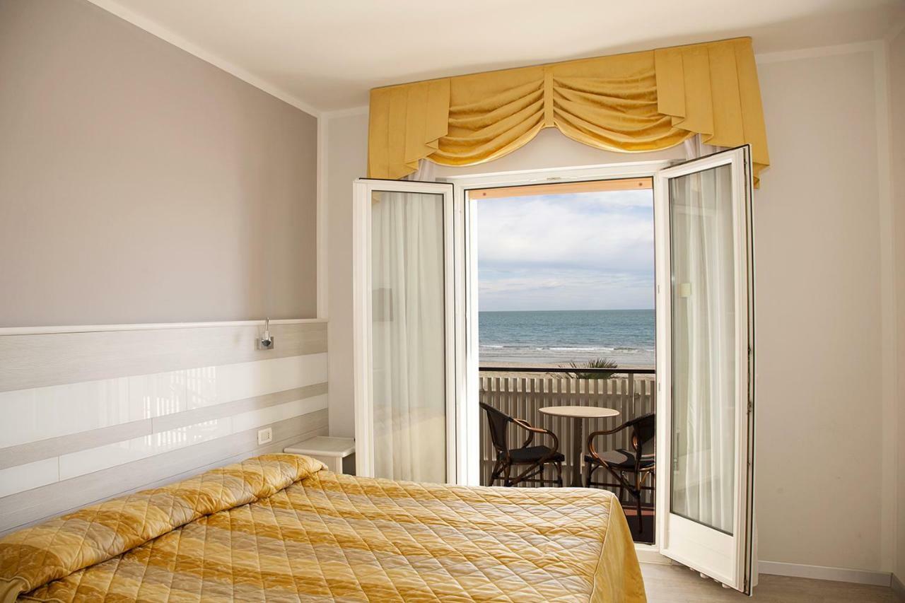 קוואלינו-טראפורטי Hotel Righetto Fronte Mare מראה חיצוני תמונה